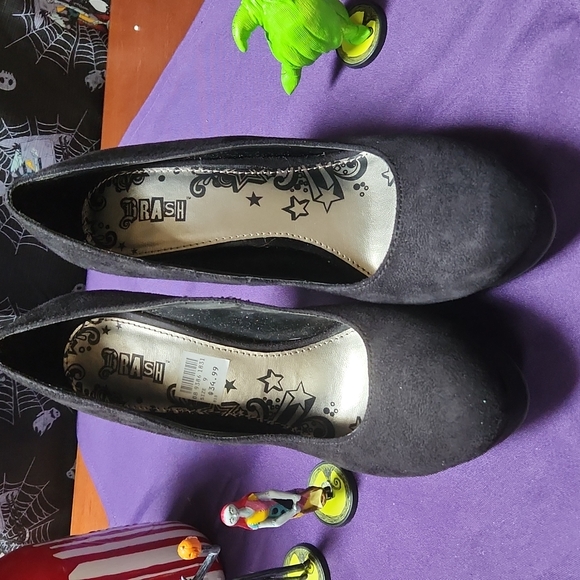 Brash brand black brushed heels size 9 - Picture 2 of 5